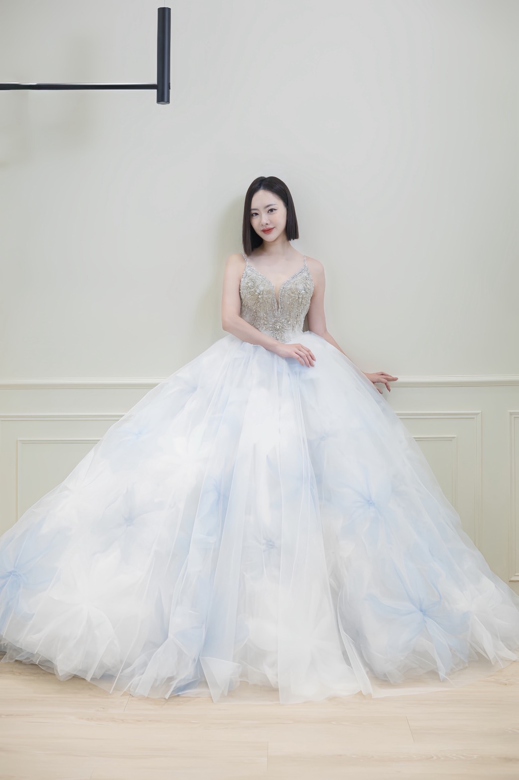 曼哈頓 婚紗 夢幻 禮服 冰紗幻境・ELSA夢幻藍花禮服