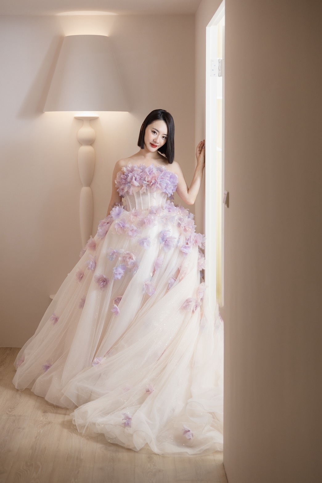 曼哈頓婚紗 夢幻禮服 花語仙境・粉紫立體花朵禮服