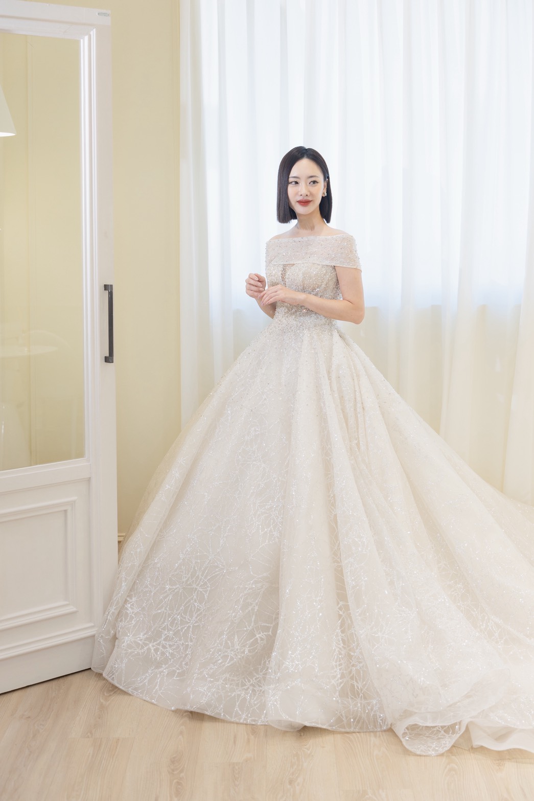 曼哈頓 婚紗 夢幻 禮服 鑽光星雨・香檳銀河蓬裙-1